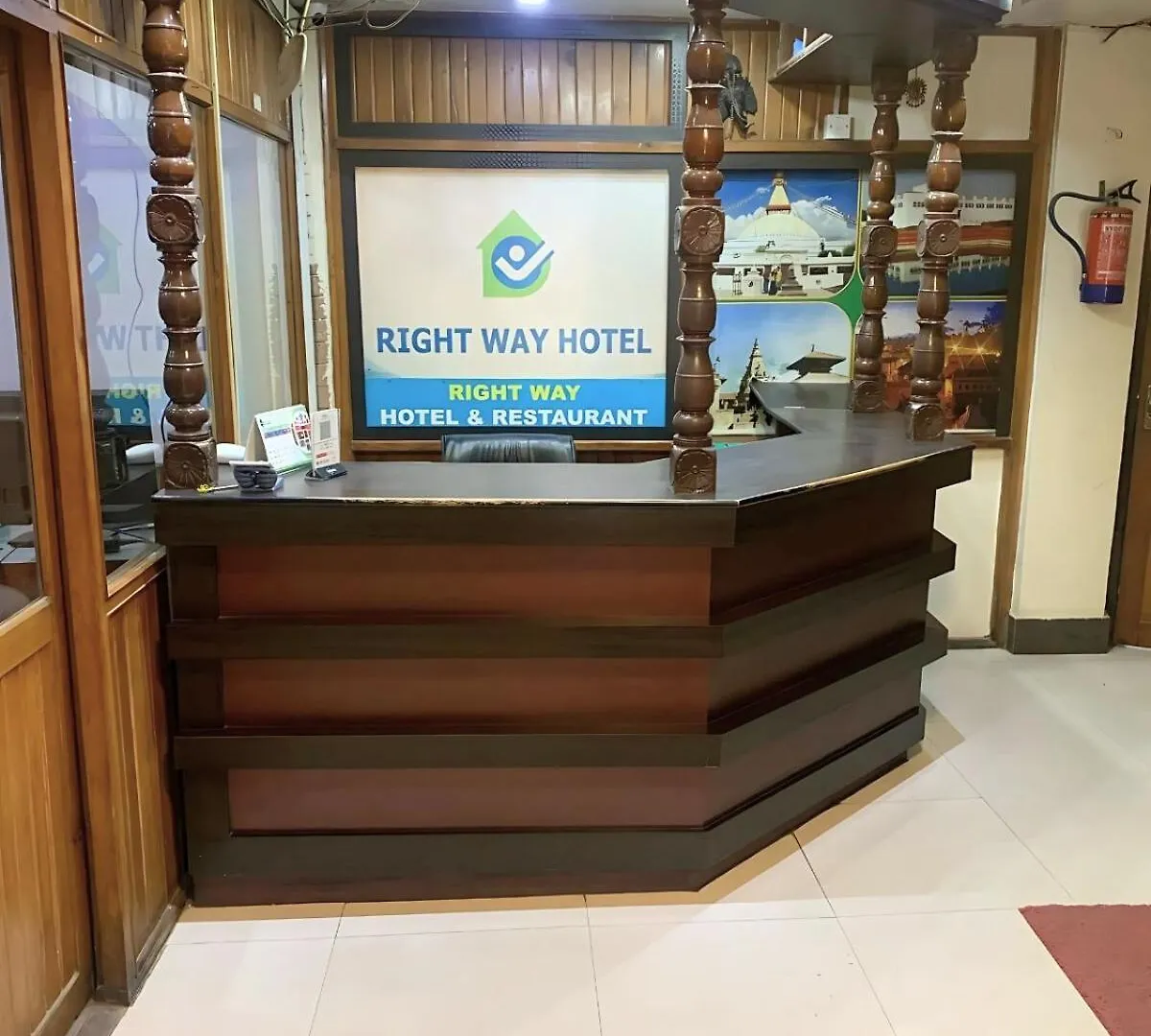 **  Rightway Hotel & Restaurant كاتماندو نيبال